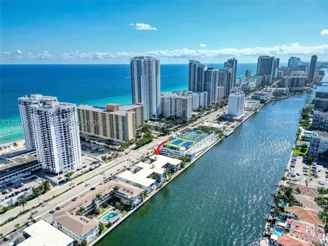 Hollywood FL 33019