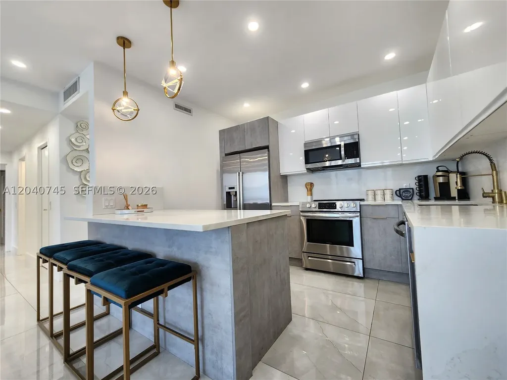 3505 S Ocean Drive Hollywood FL 33019