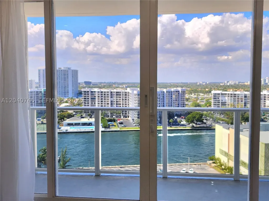 3505 S Ocean Drive Hollywood FL 33019