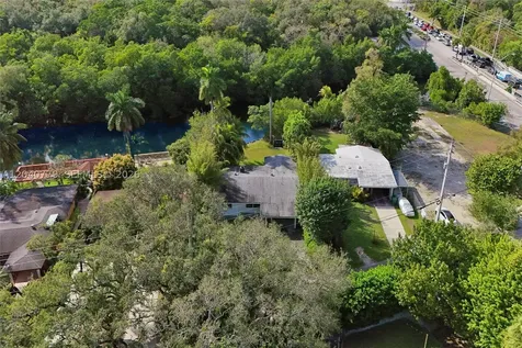 18500 NE 23rd Court Miami FL 33180