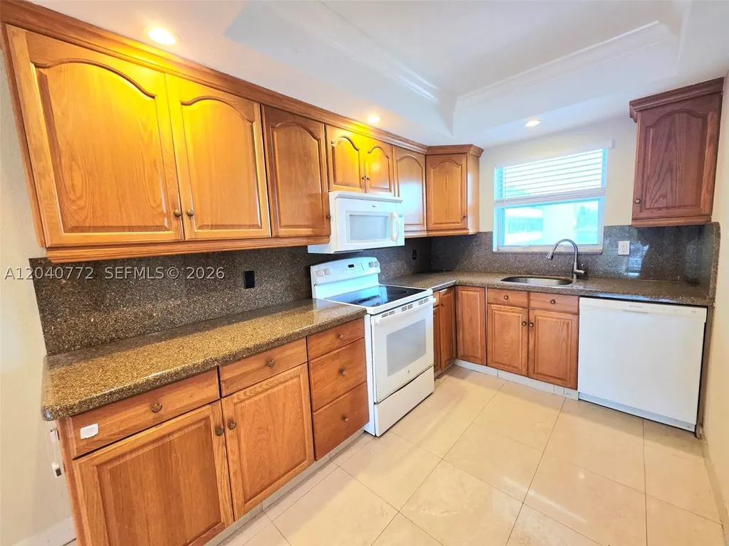 1400 NE 57th Court Fort Lauderdale FL 33334