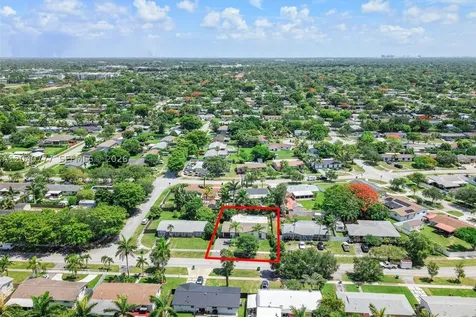 9241 SW 183rd Terrace Palmetto Bay FL 33157