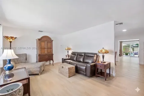 9241 SW 183rd Terrace Palmetto Bay FL 33157