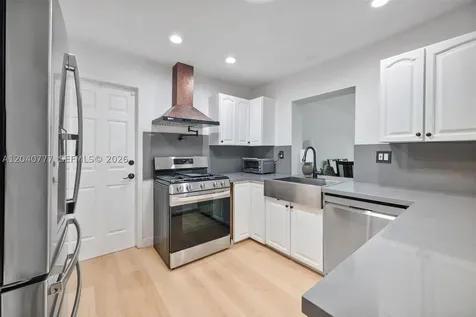 9241 SW 183rd Terrace Palmetto Bay FL 33157