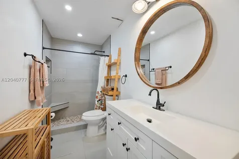 9241 SW 183rd Terrace Palmetto Bay FL 33157