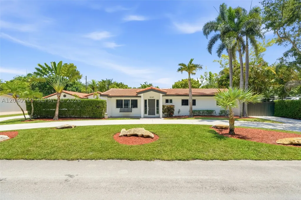 8240 SW 150 Drive Palmetto Bay FL 33158
