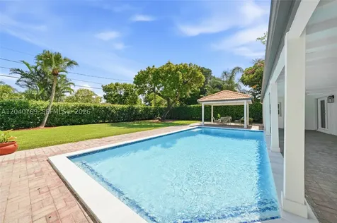 8240 SW 150 Drive Palmetto Bay FL 33158