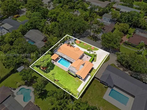 8240 SW 150 Drive Palmetto Bay FL 33158