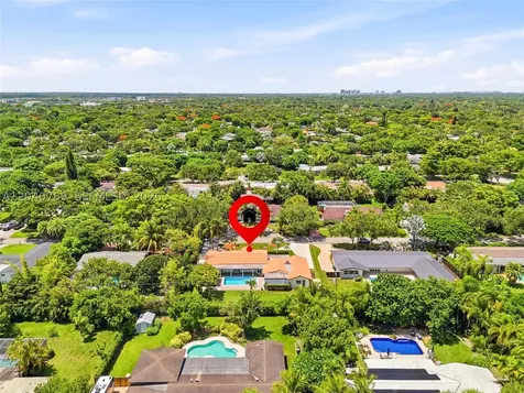 8240 SW 150 Drive Palmetto Bay FL 33158