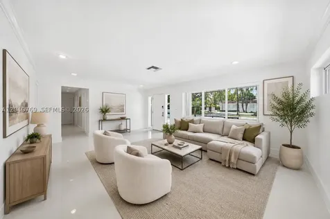 8240 SW 150 Drive Palmetto Bay FL 33158