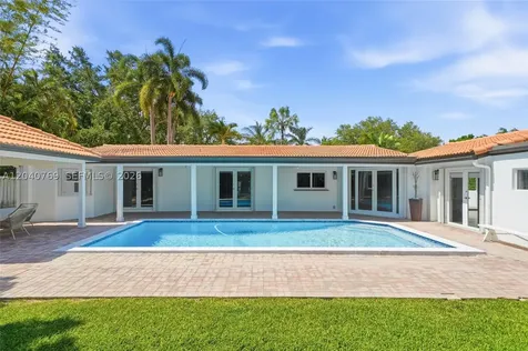 8240 SW 150 Drive Palmetto Bay FL 33158