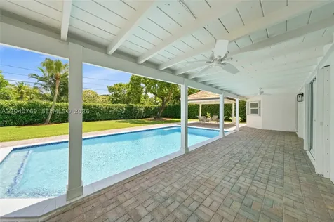 8240 SW 150 Drive Palmetto Bay FL 33158