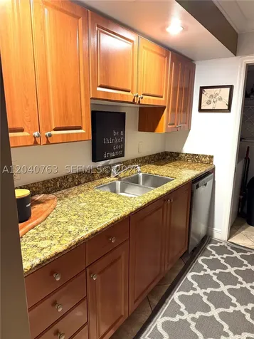 6917 Collins Avenue Miami Beach FL 33141