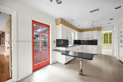 600 Petunia Drive Plantation FL 33317