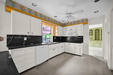 600 Petunia Drive Plantation FL 33317