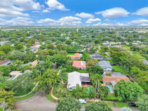 600 Petunia Drive Plantation FL 33317