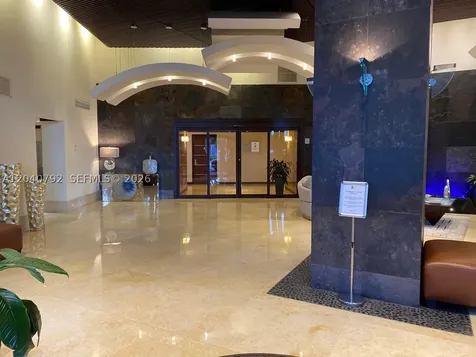 3300 NE 191st Street Aventura FL 33180