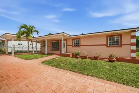 4481 NW 176th Terrace Miami Gardens FL 33055