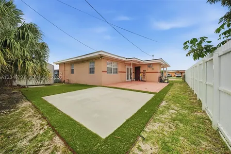 4481 NW 176th Terrace Miami Gardens FL 33055