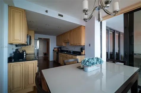 1581 Brickell Avenue Miami FL 33129