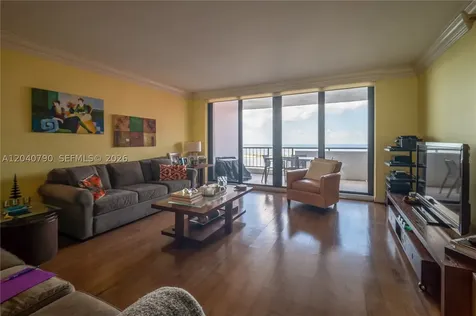 1581 Brickell Avenue Miami FL 33129
