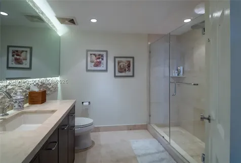 1581 Brickell Avenue Miami FL 33129