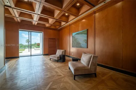 1581 Brickell Avenue Miami FL 33129