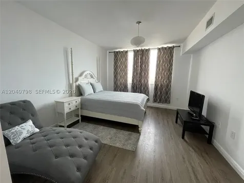 1745 E Hallandale Beach Boulevard Hallandale Beach FL 33009
