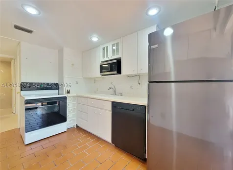 77 Crandon Boulevard Key Biscayne FL 33149
