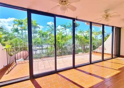 77 Crandon Boulevard Key Biscayne FL 33149