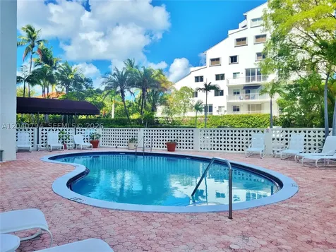 77 Crandon Boulevard Key Biscayne FL 33149