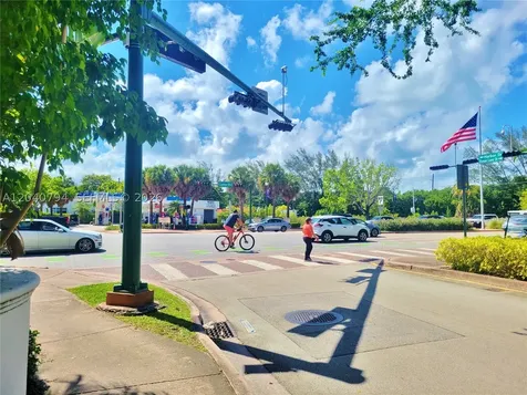 77 Crandon Boulevard Key Biscayne FL 33149