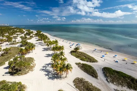 77 Crandon Boulevard Key Biscayne FL 33149