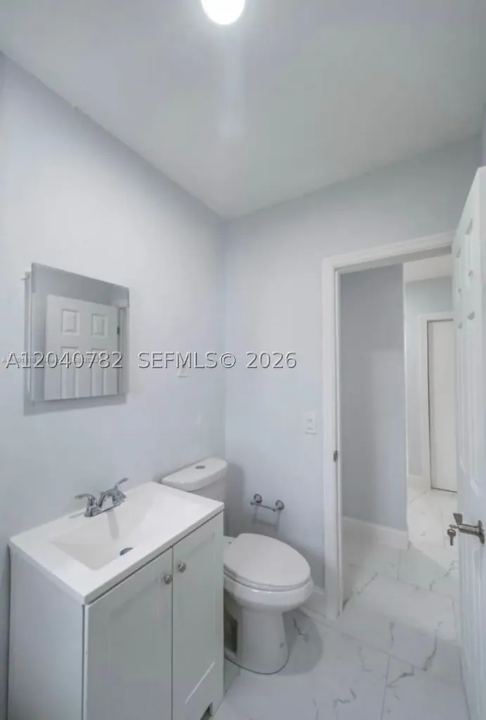 425 NW 14th Way Fort Lauderdale FL 33311