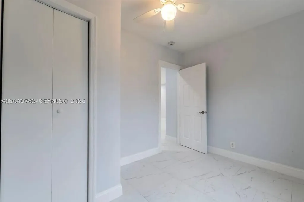 425 NW 14th Way Fort Lauderdale FL 33311