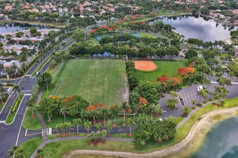 10762 NW 71st Street Doral FL 33178