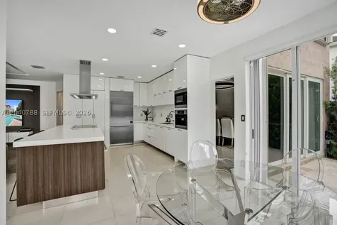10762 NW 71st Street Doral FL 33178