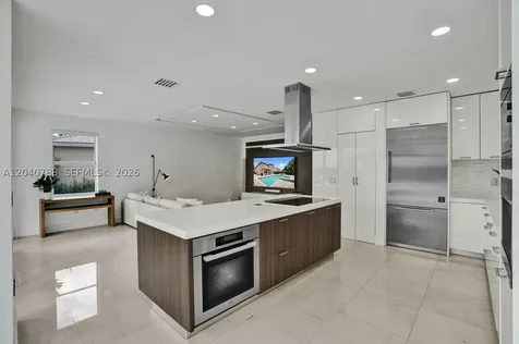 10762 NW 71st Street Doral FL 33178