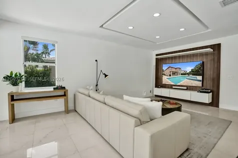 10762 NW 71st Street Doral FL 33178