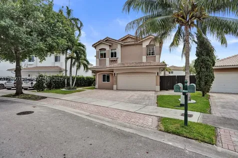 10762 NW 71st Street Doral FL 33178