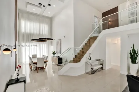 10762 NW 71st Street Doral FL 33178