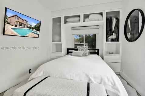 10762 NW 71st Street Doral FL 33178
