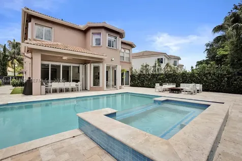 10762 NW 71st Street Doral FL 33178