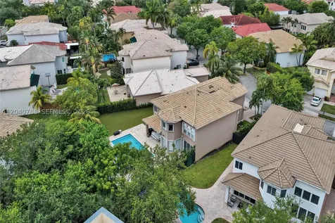 10762 NW 71st Street Doral FL 33178