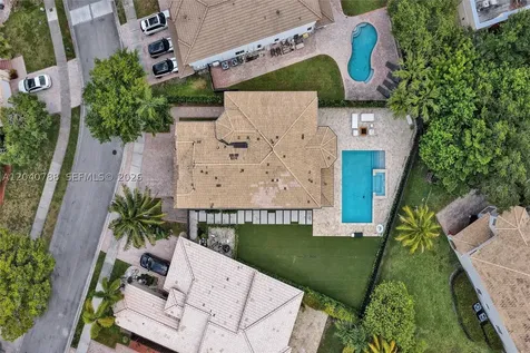 10762 NW 71st Street Doral FL 33178