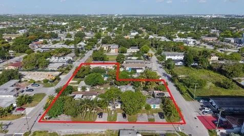 228 SE 9th Street Hallandale Beach FL 33009