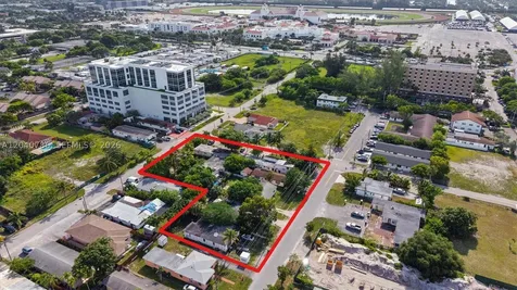 228 SE 9th Street Hallandale Beach FL 33009