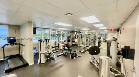 19201 Collins Avenue Sunny Isles Beach FL 33160