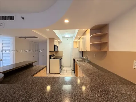100 Lincoln Road Miami Beach FL 33139