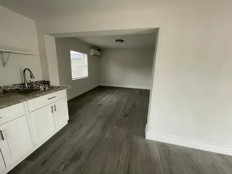 6801 SW 22nd Street Miami FL 33155